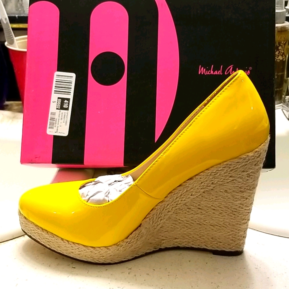 Never Worn Wedge Heel